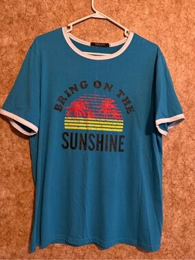 Yexipo Women’s Blue 'Bring On The Sunshine' Graphic Ringer T-Shirt